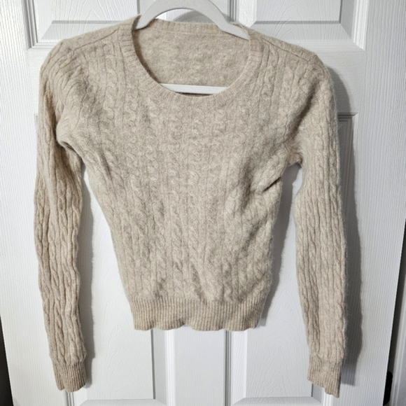 Cable Knit 100% Cashmere Sweater - Size S (Junior's) - Picture 2 of 10